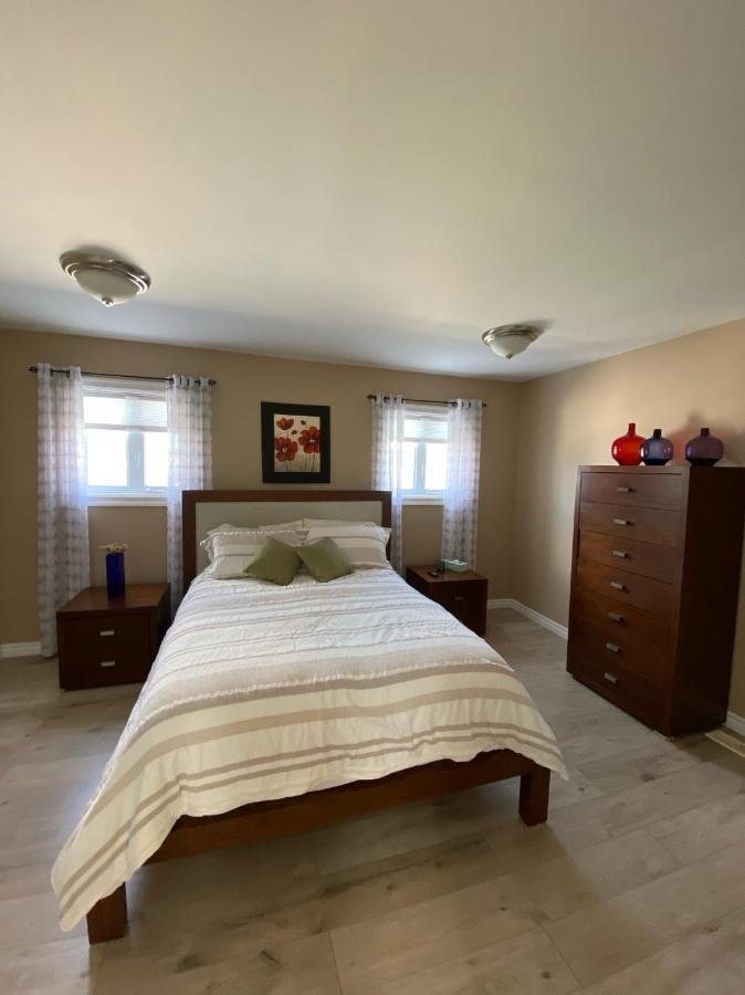 Rocky Harbour Oceanfront Villa Exterior foto